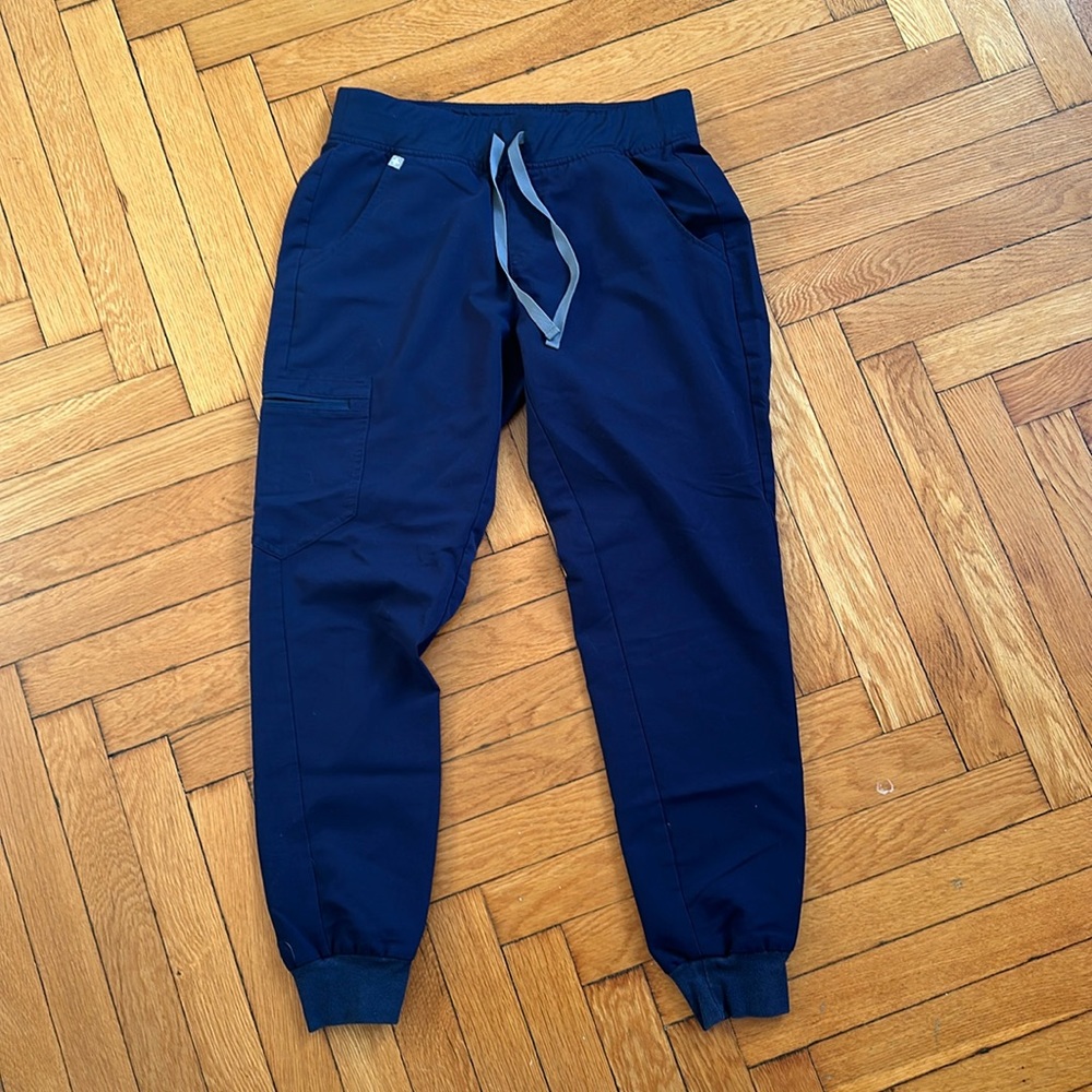 Figs jogger scrub pants